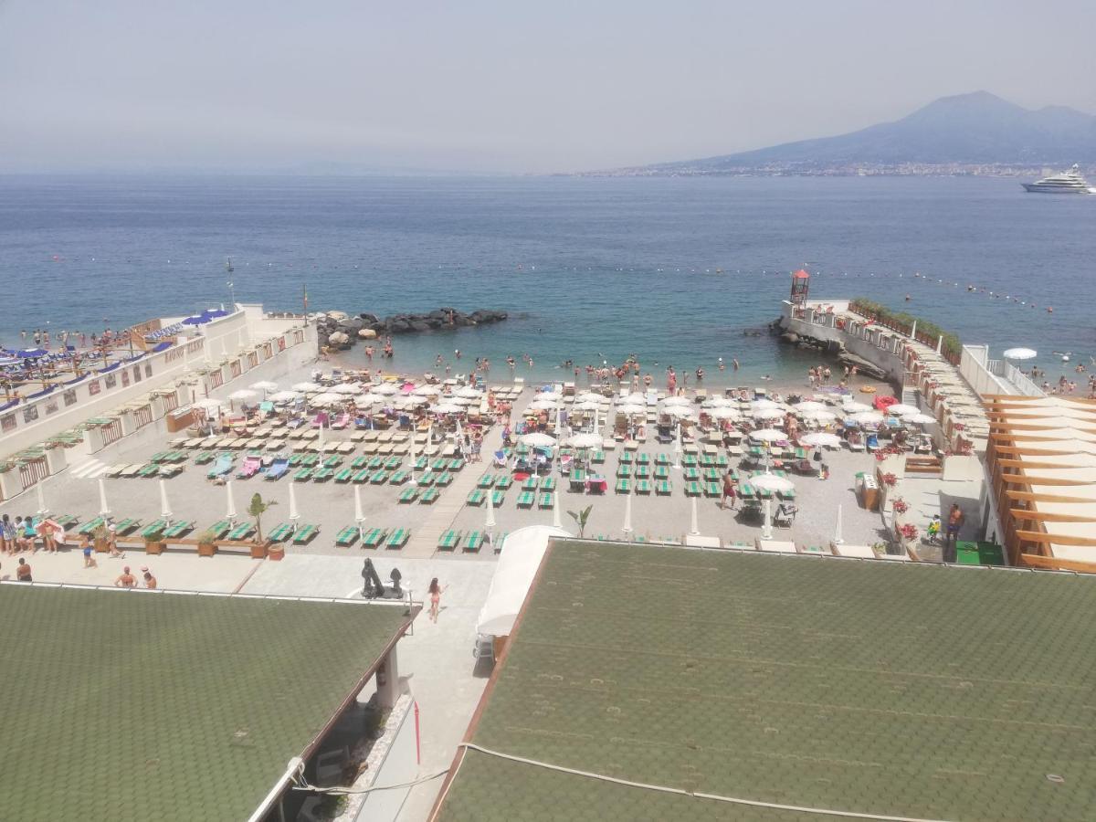 Maremonti Apartments Castellammare di Stabia Ngoại thất bức ảnh