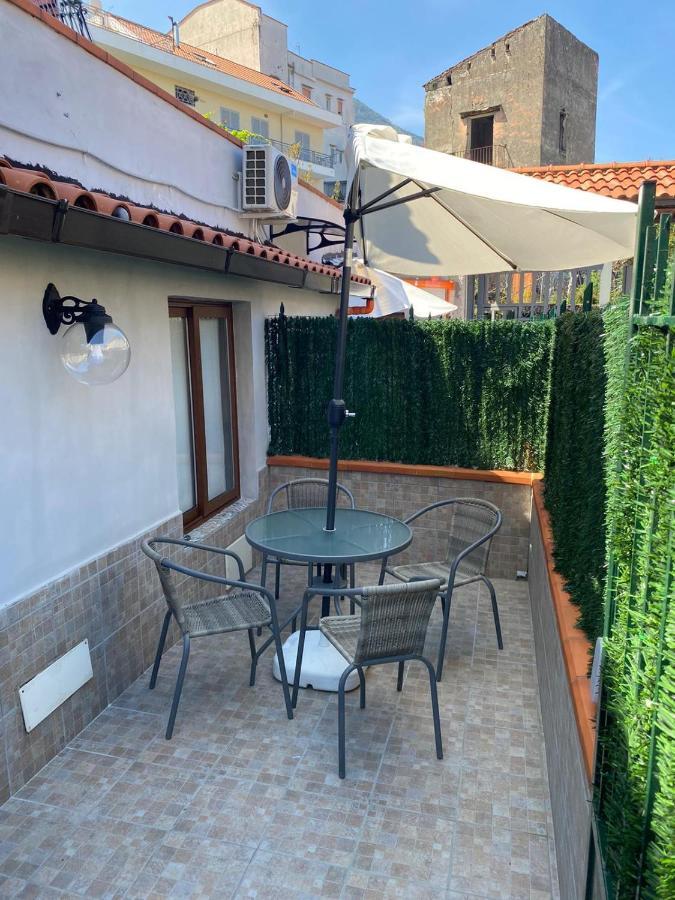 Maremonti Apartments Castellammare di Stabia Ngoại thất bức ảnh